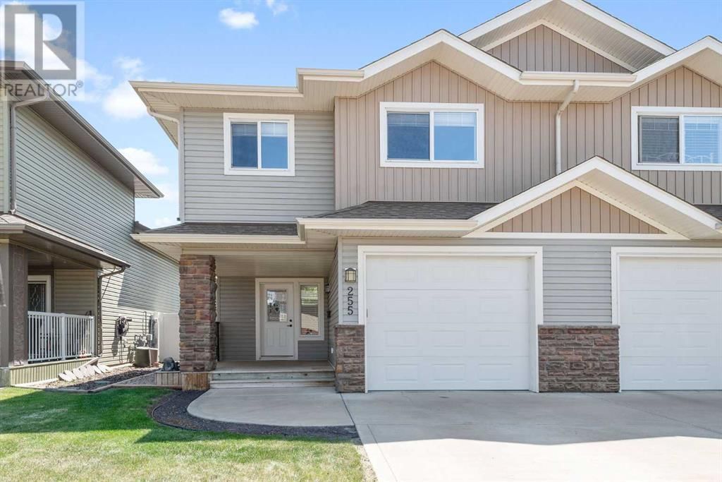 255 CEDAR SQUARE Image 1