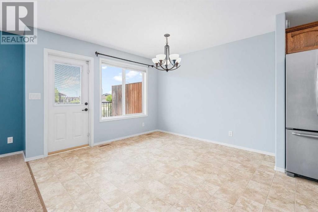 255 CEDAR SQUARE Image 14