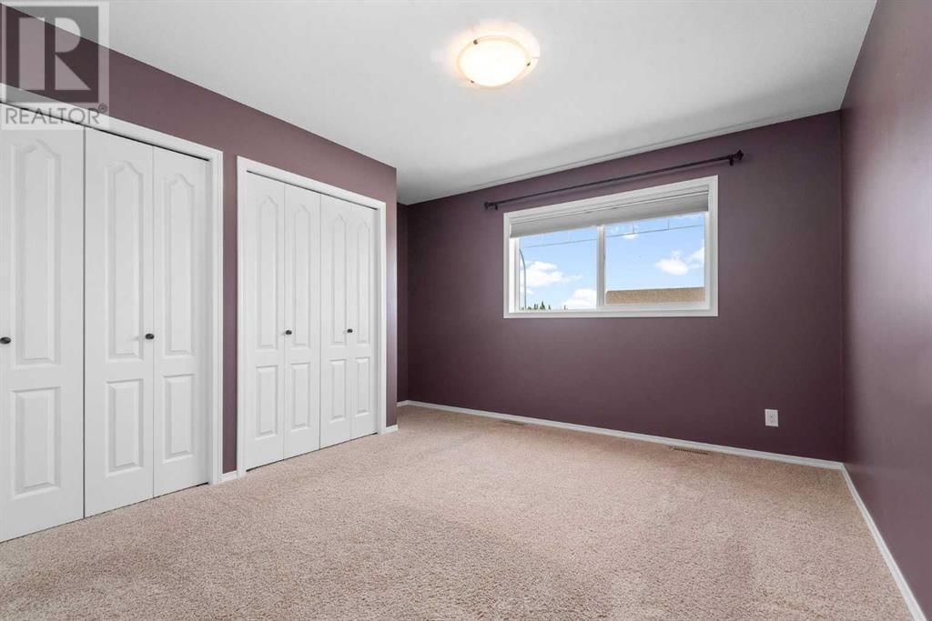255 CEDAR SQUARE Image 16