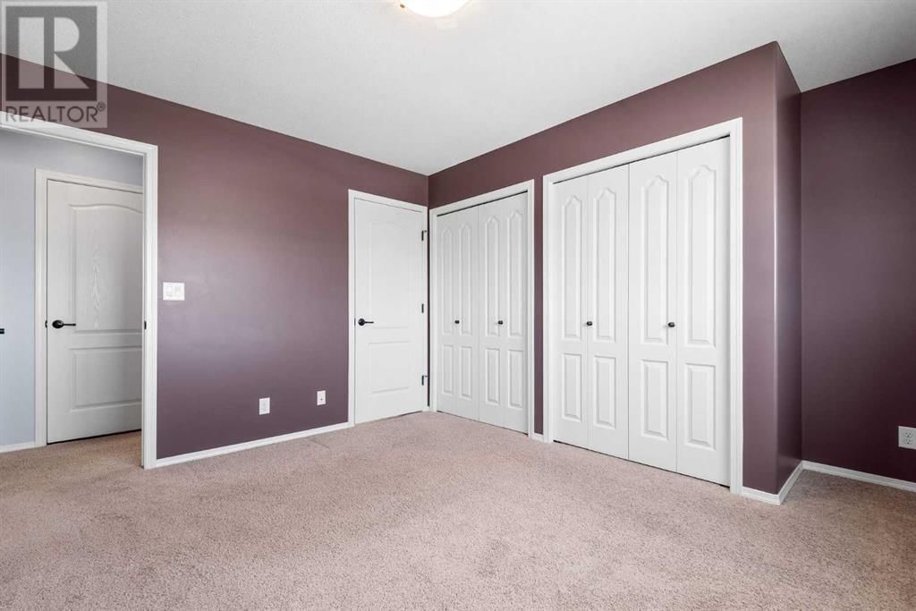 255 CEDAR SQUARE Image 17