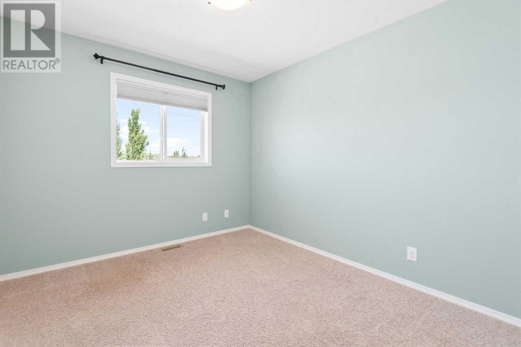 255 CEDAR SQUARE Image 22