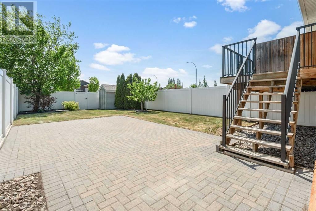 255 CEDAR SQUARE Image 31