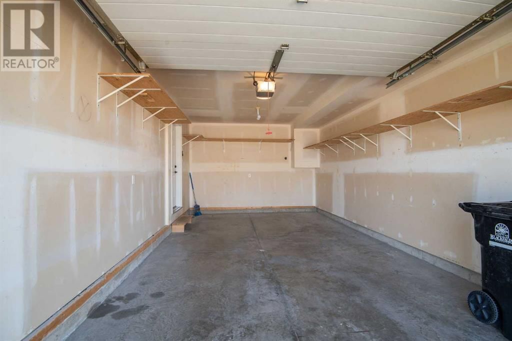 255 CEDAR SQUARE Image 33