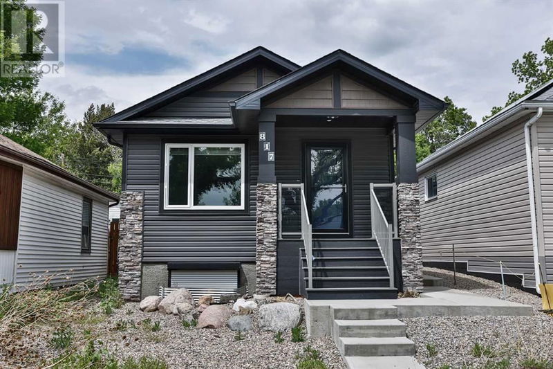 817 8 Avenue South Lethbridge, Alberta