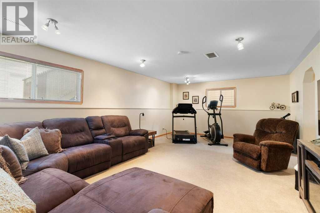 260 DESCHNER CLOSE Image 31