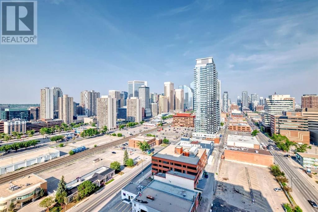 1053 10 STREET SOUTHWEST Image 15