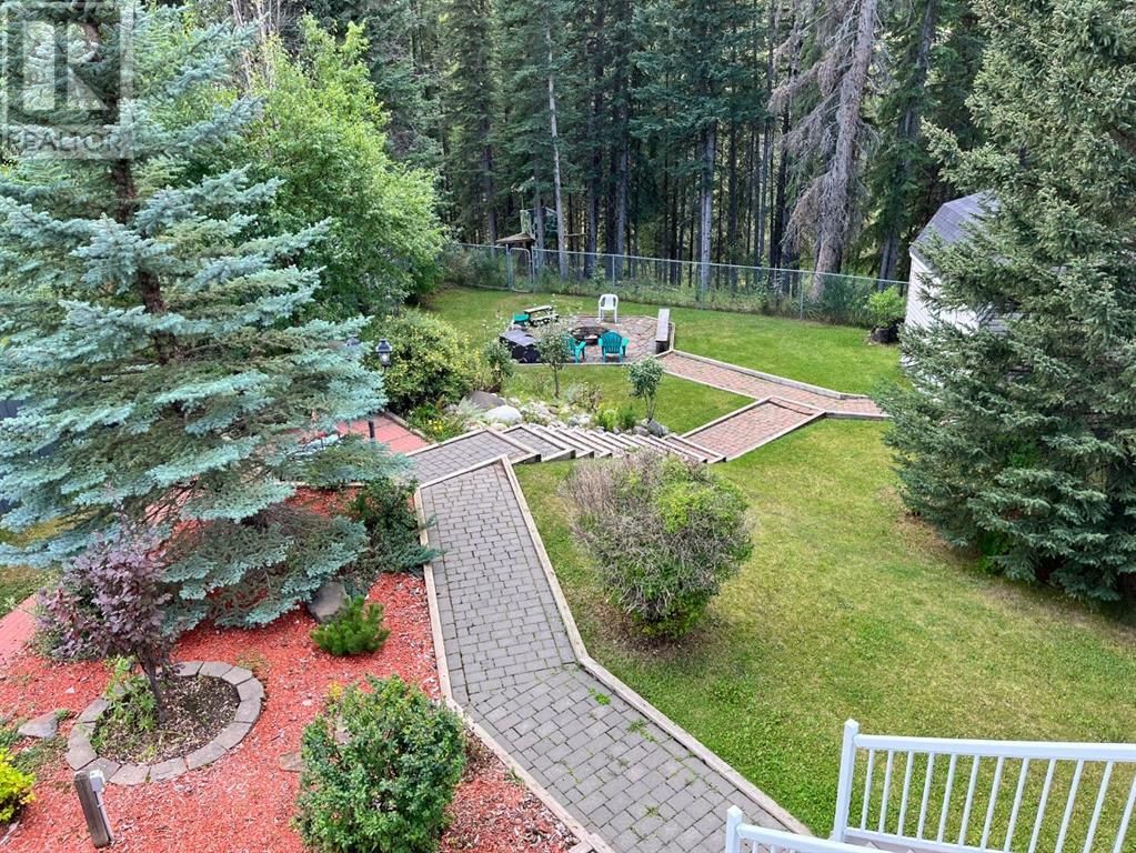 176 MCARDELL DRIVE Image 11