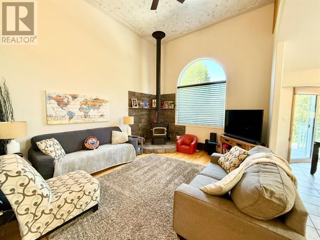 176 MCARDELL DRIVE Image 12