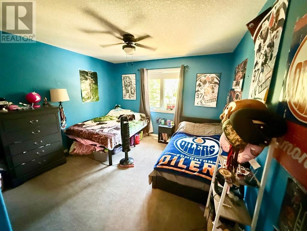 176 MCARDELL DRIVE Image 21