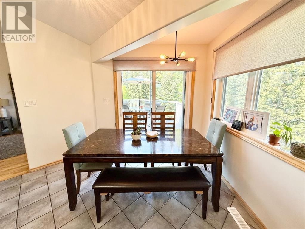 176 MCARDELL DRIVE Image 8
