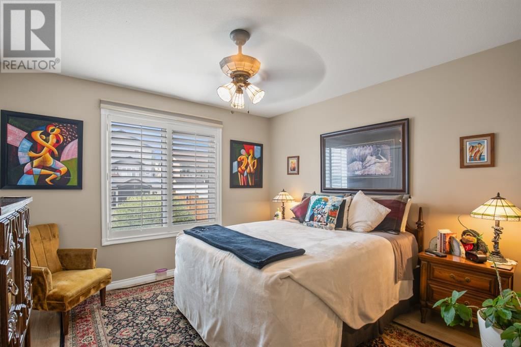 37 REGATTA WAY Image 11