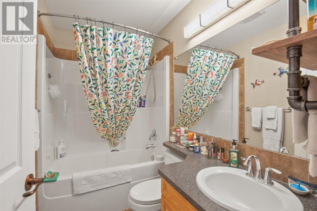 37 REGATTA WAY Image 13
