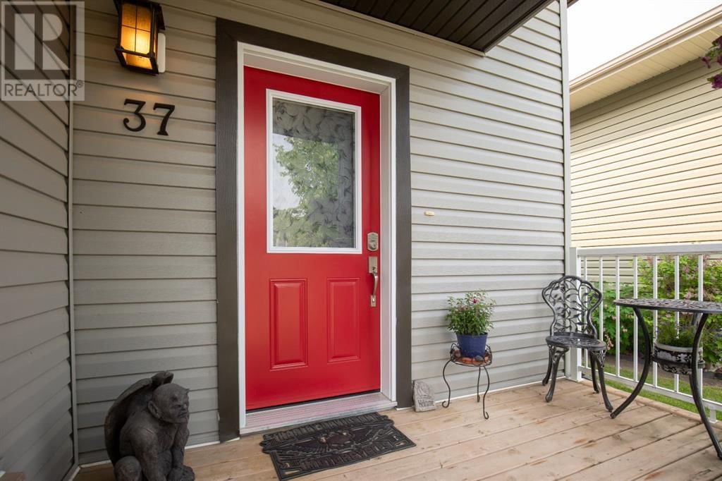 37 REGATTA WAY Image 3