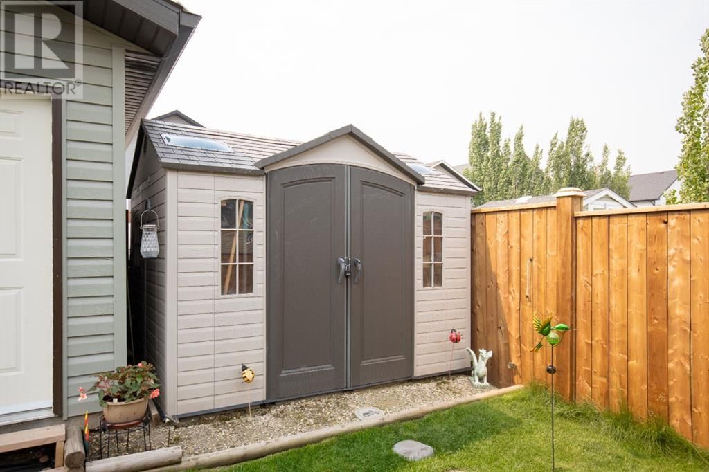 37 REGATTA WAY Image 31