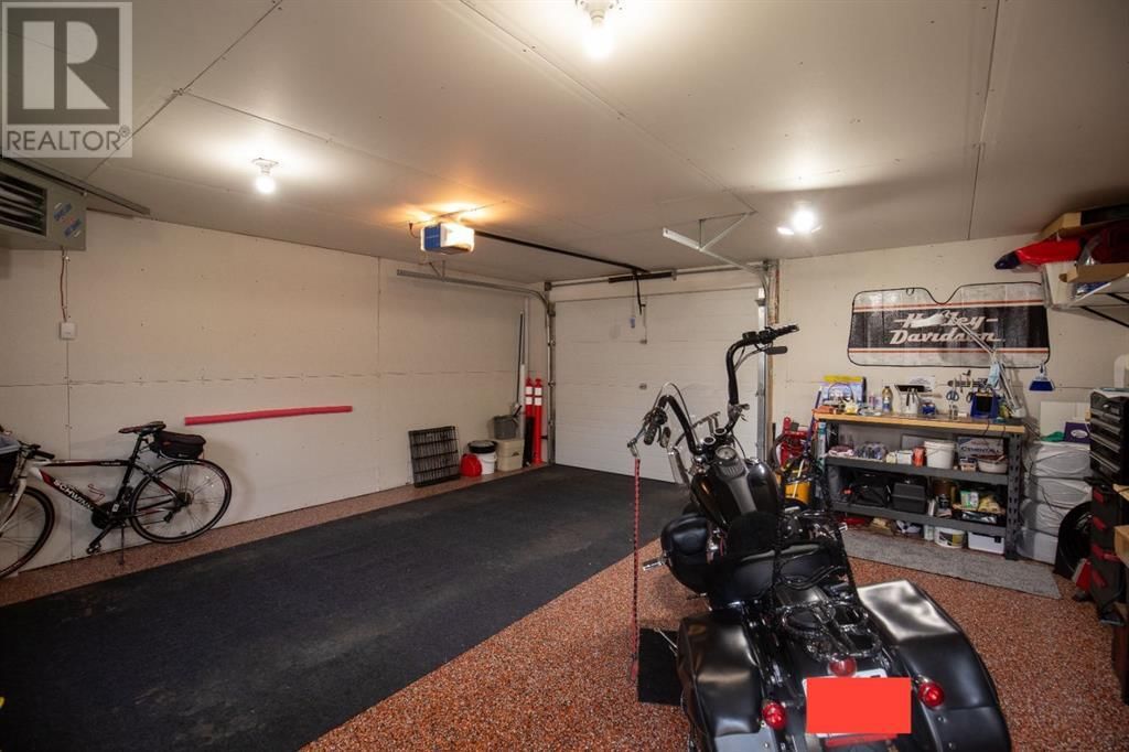 37 REGATTA WAY Image 35