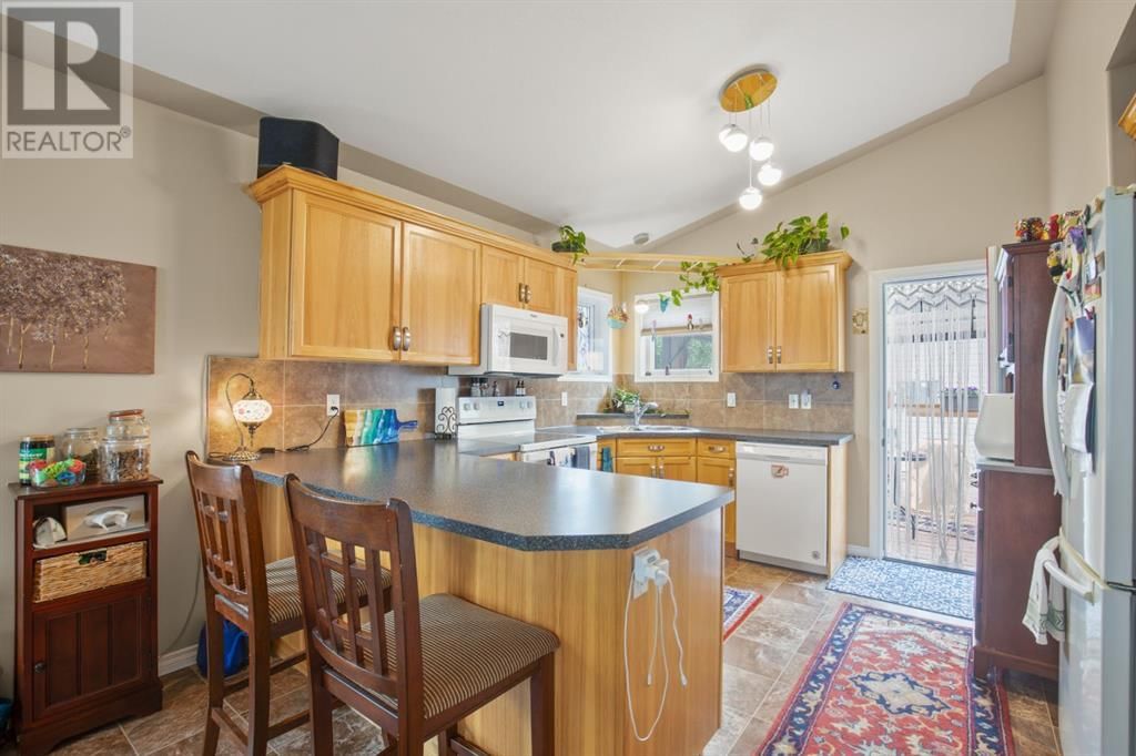 37 REGATTA WAY Image 8