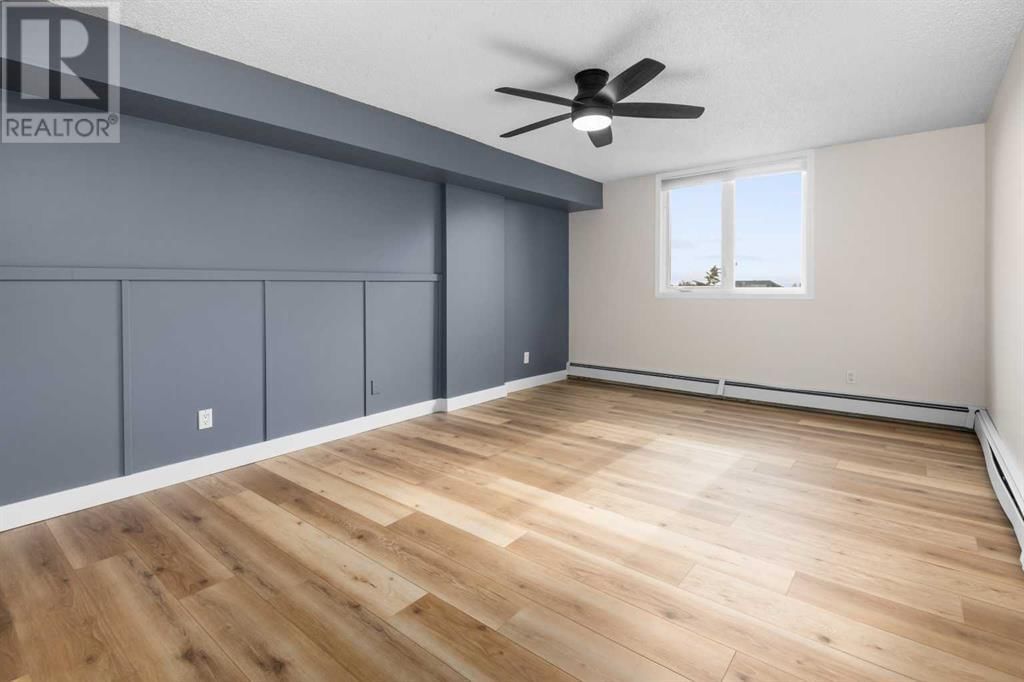225 25 AVENUE SOUTHWEST Image 13