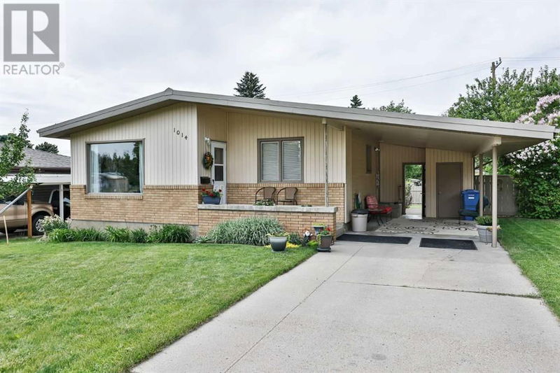1014 8 Street South Lethbridge, Alberta