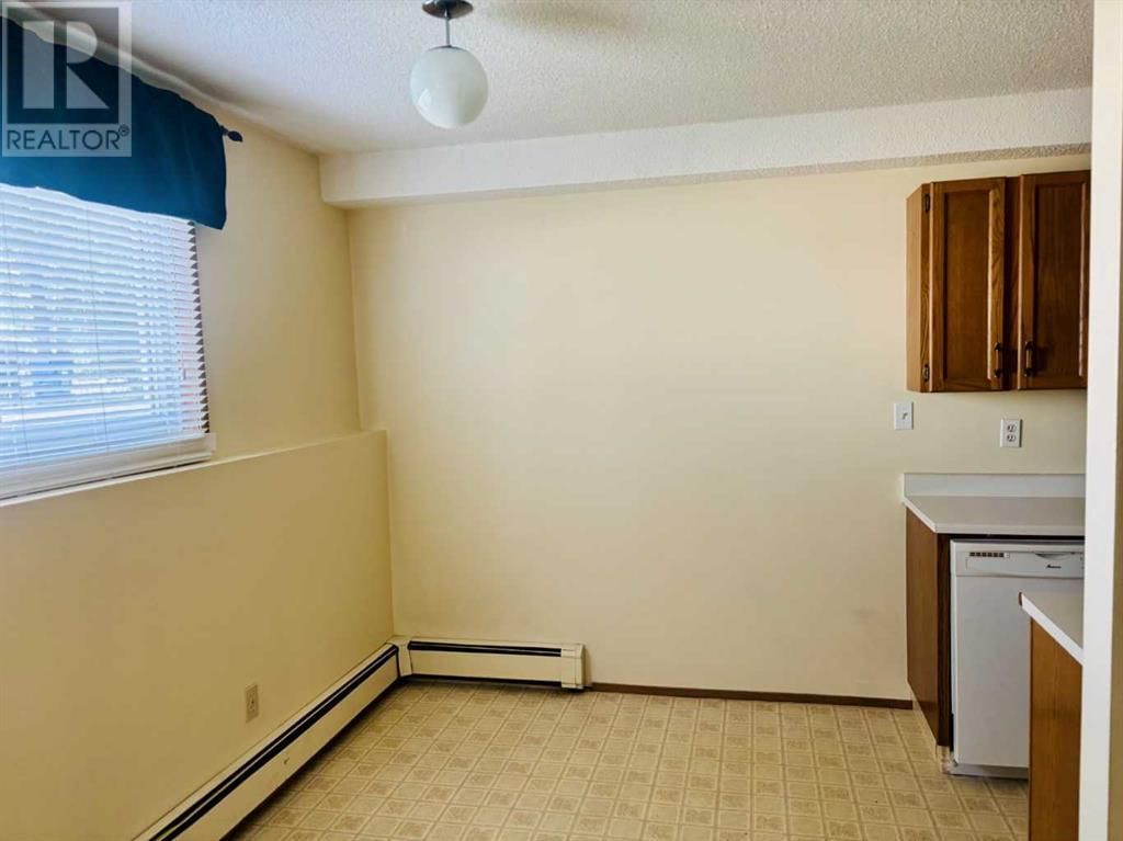 5502 58A STREET Image 10