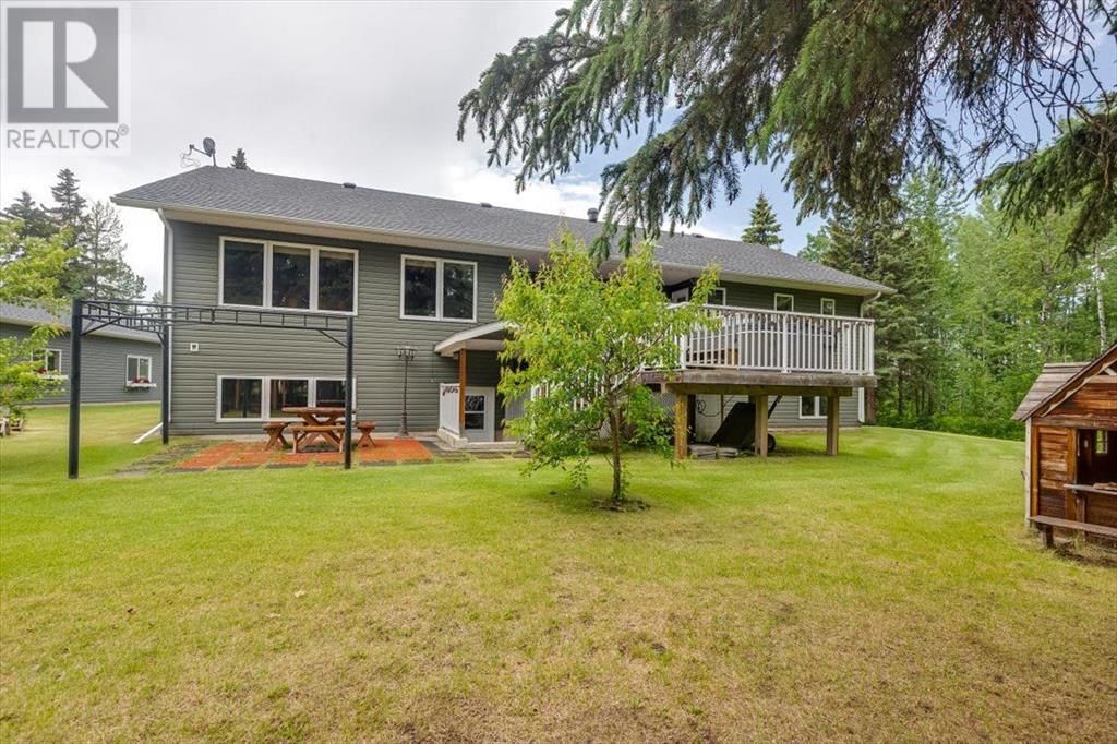 1 RAINBOW DRIVE Image 38