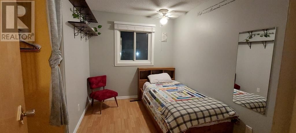 9707 88 AVENUE Image 16