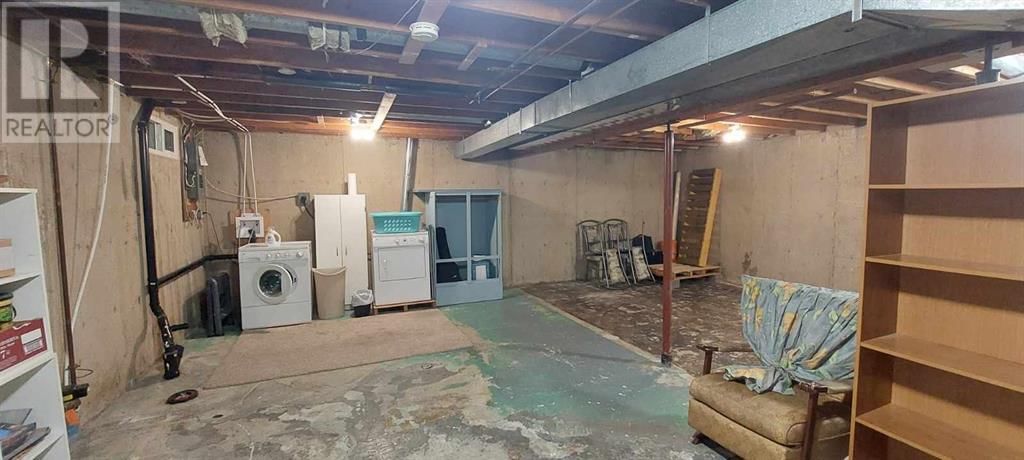 9707 88 AVENUE Image 22