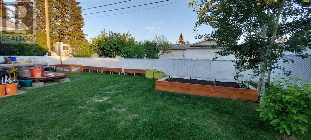 9707 88 AVENUE Image 26