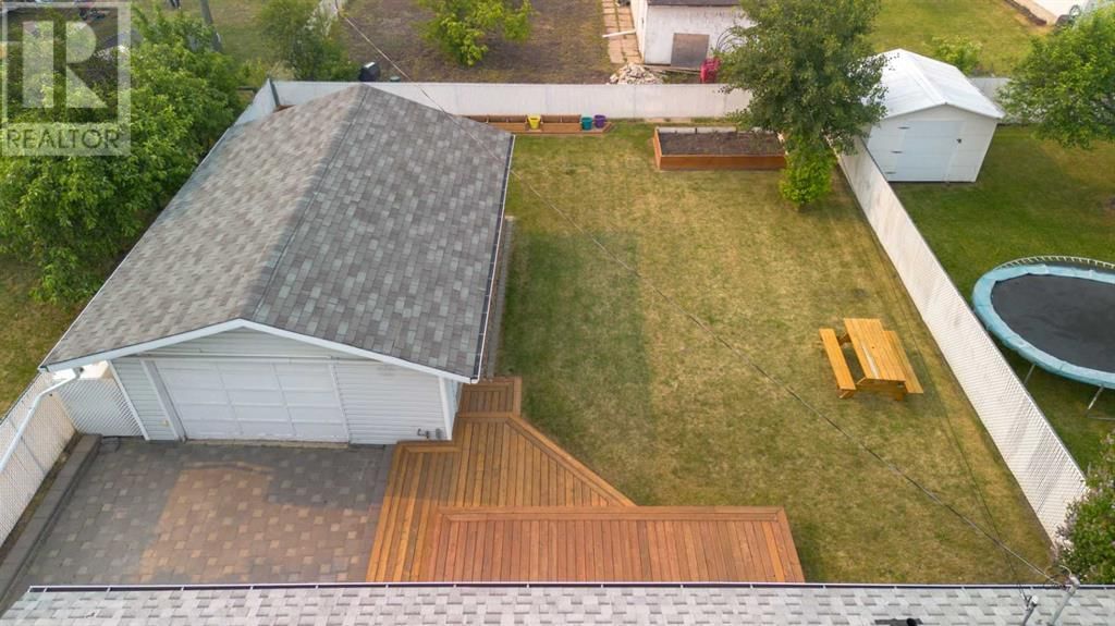 9707 88 AVENUE Image 3