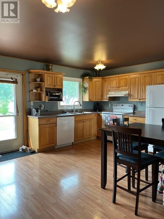 9707 88 AVENUE Image 8