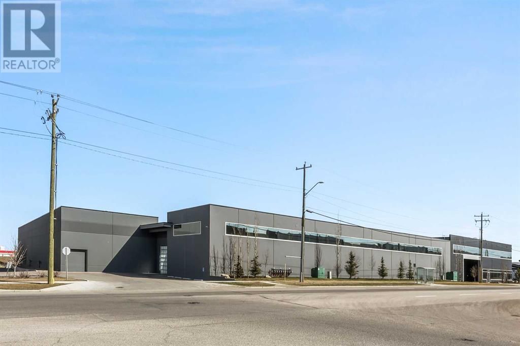 1750 120 AVENUE NORTHEAST Image 1