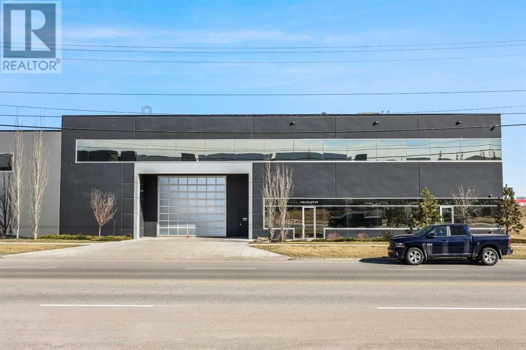 1750 120 AVENUE NORTHEAST Image 2