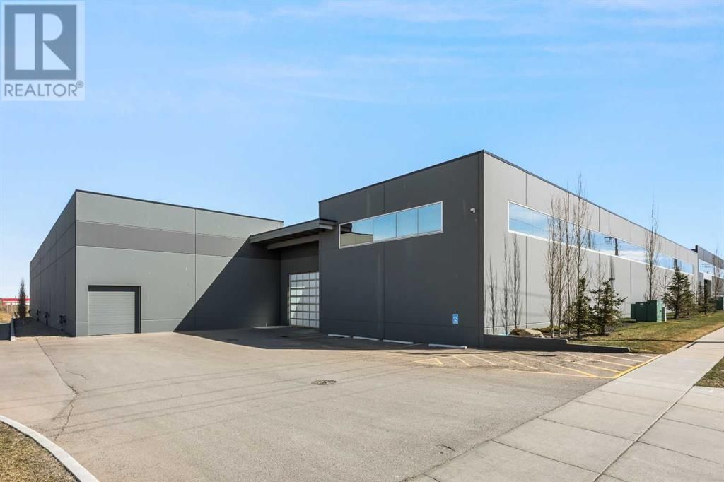 1750 120 AVENUE NORTHEAST Image 3