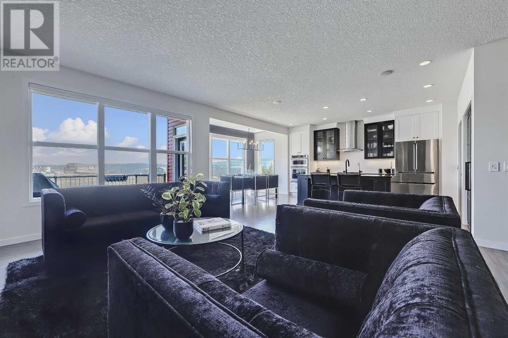 335 SUNSET VIEW Image 1