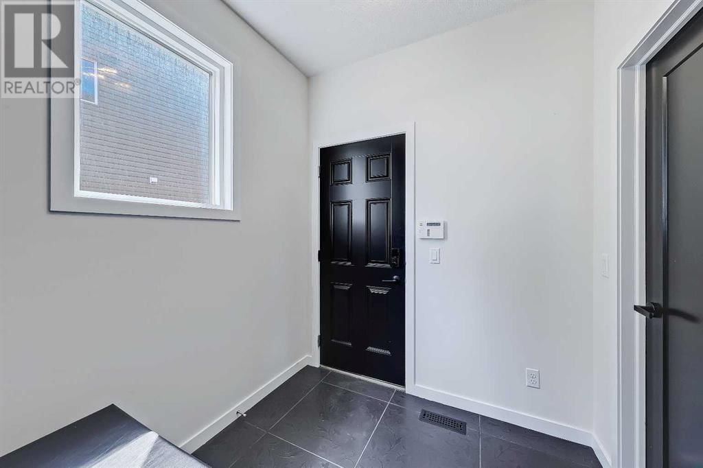 335 SUNSET VIEW Image 16