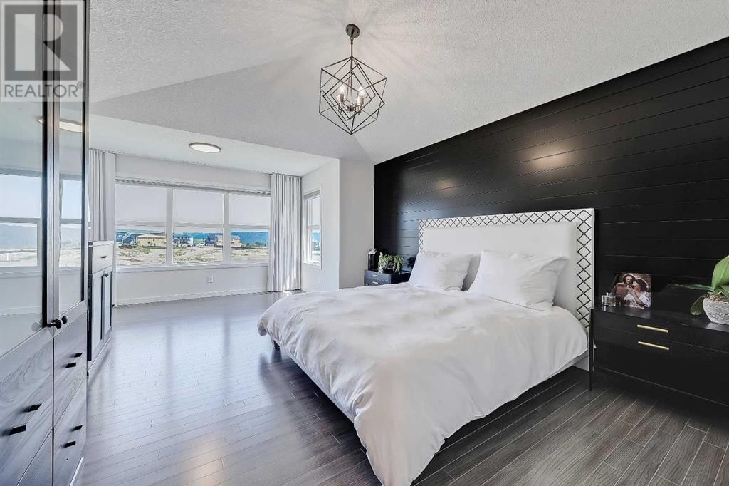 335 SUNSET VIEW Image 19