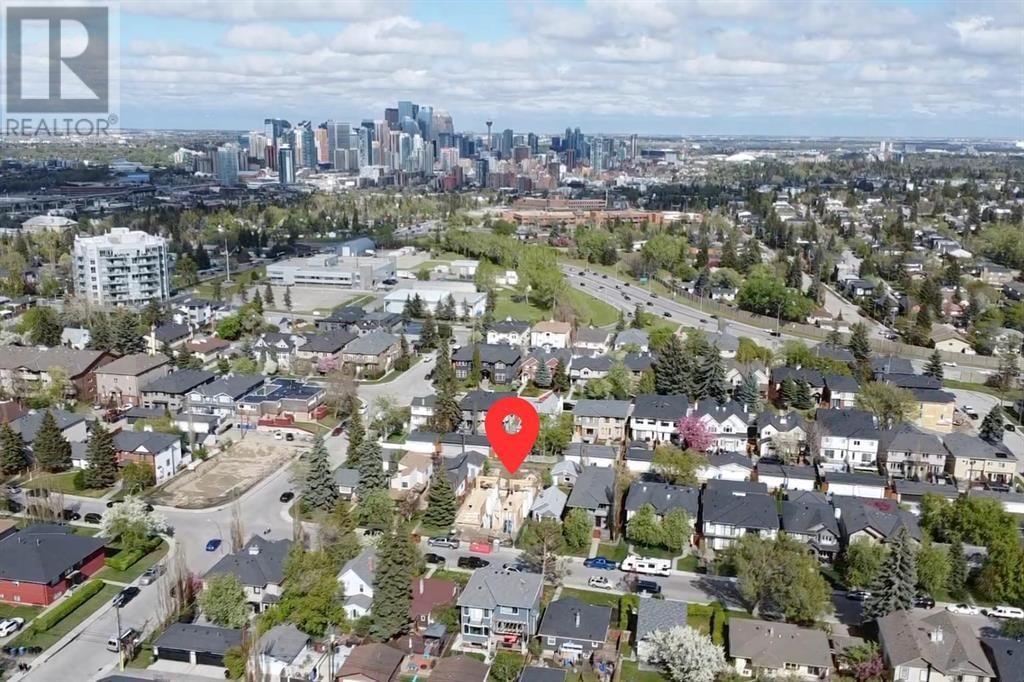 2010 25 STREET SOUTHWEST Image 13