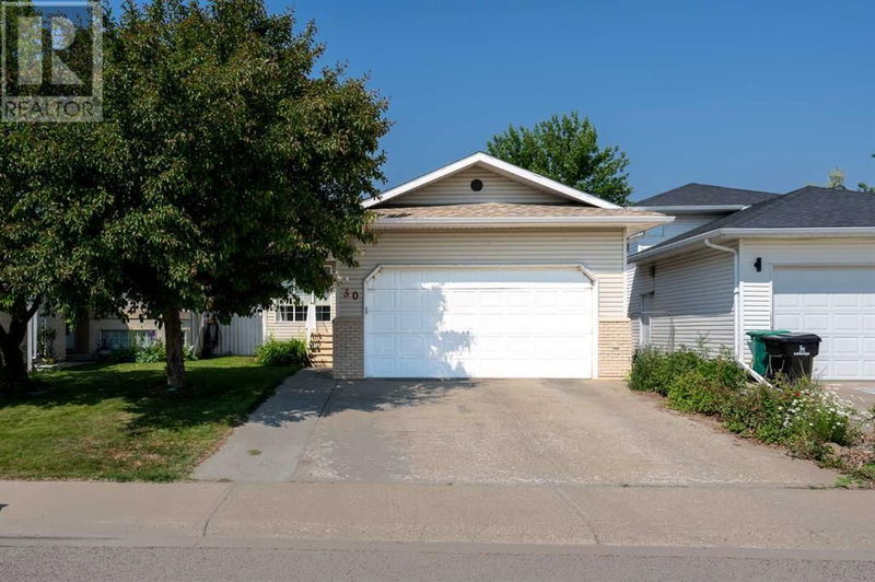 30 Heritage Road West Lethbridge, Alberta