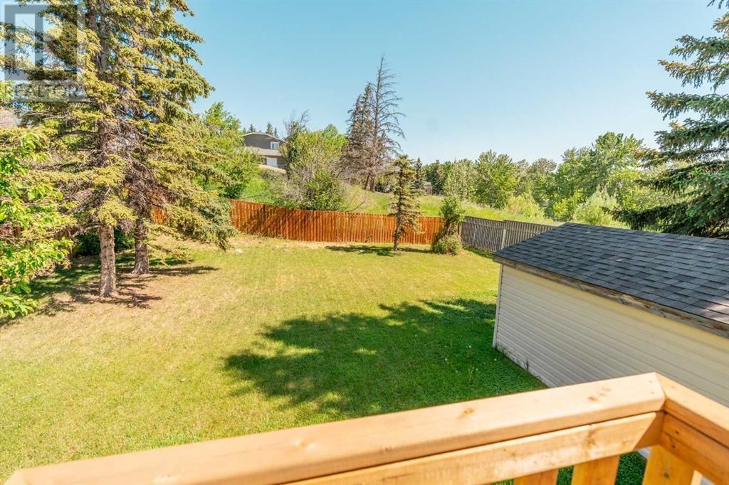 891 DUNDAS STREET Image 45
