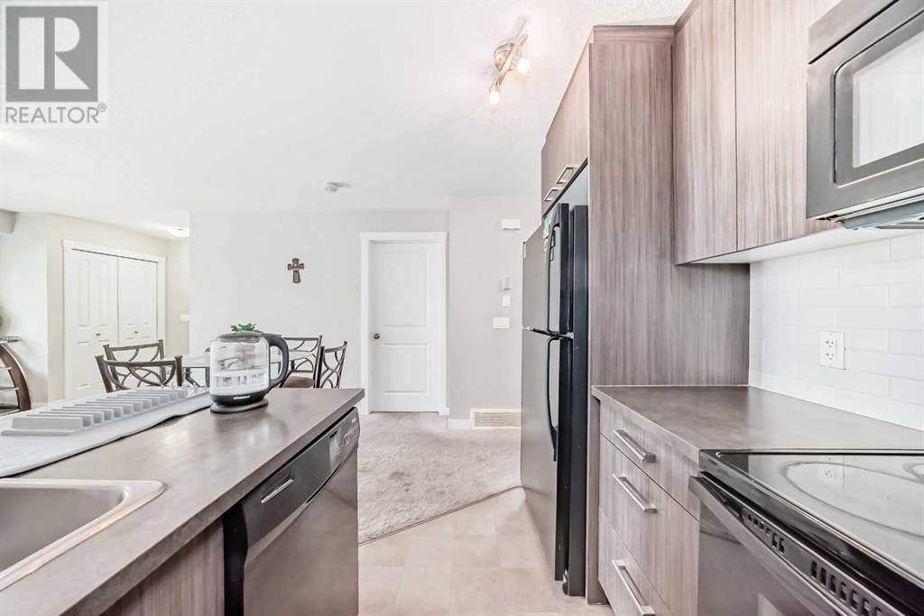 300 MARINA DRIVE Image 12