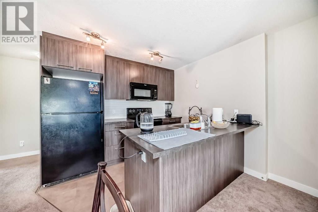 300 MARINA DRIVE Image 8