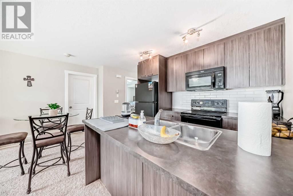 300 MARINA DRIVE Image 9