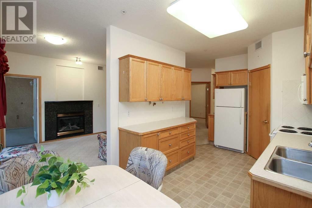 5300 48 STREET Image 17