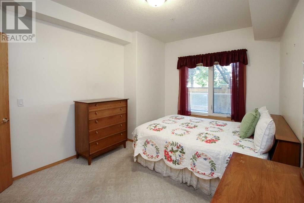 5300 48 STREET Image 24