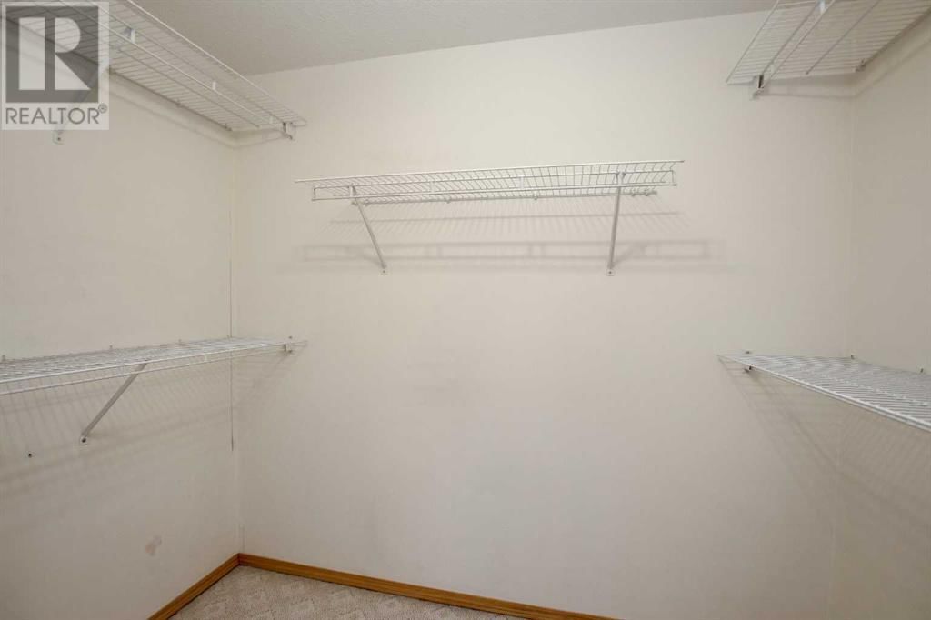 5300 48 STREET Image 27