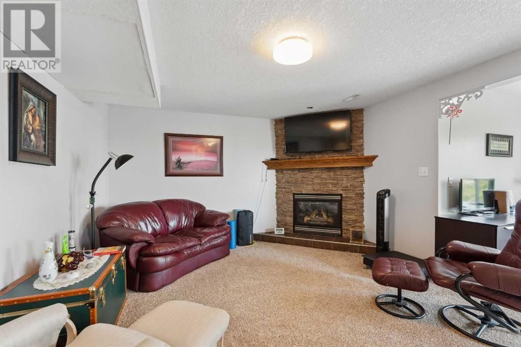 16 BOW RIDGE DRIVE Image 32