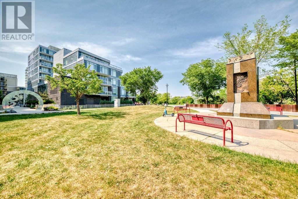 138 WATERFRONT COURT SOUTHWEST Image 20