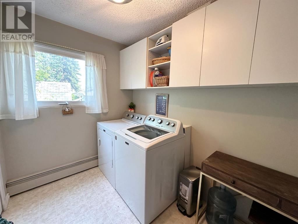 4544 STEWART CRESCENT Image 17
