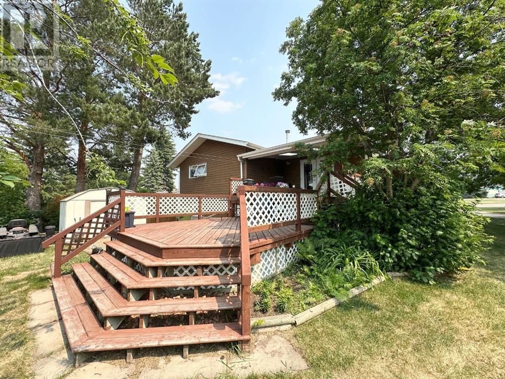 4544 STEWART CRESCENT Image 32