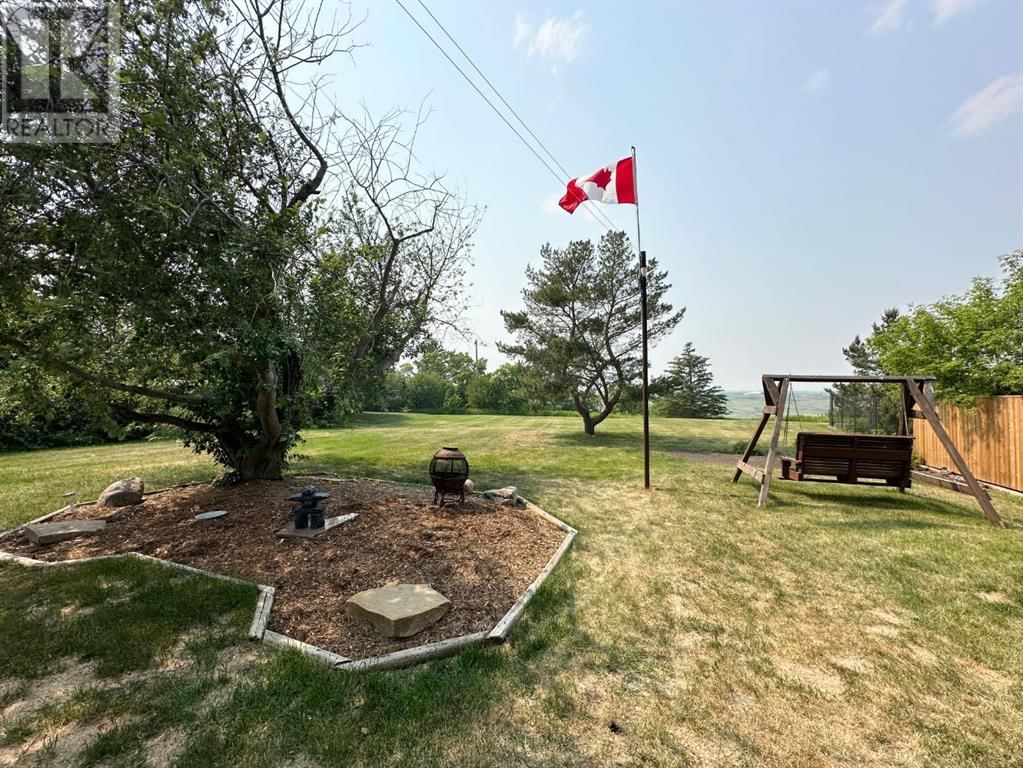 4544 STEWART CRESCENT Image 35