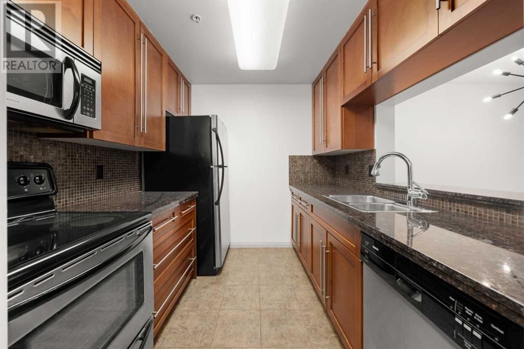 790 KINGSMERE CRESCENT SOUTHWEST Image 6